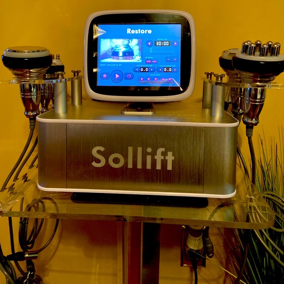 Sollift 6 & 1 body cavitation & body Contouring - Picture 1 of 3